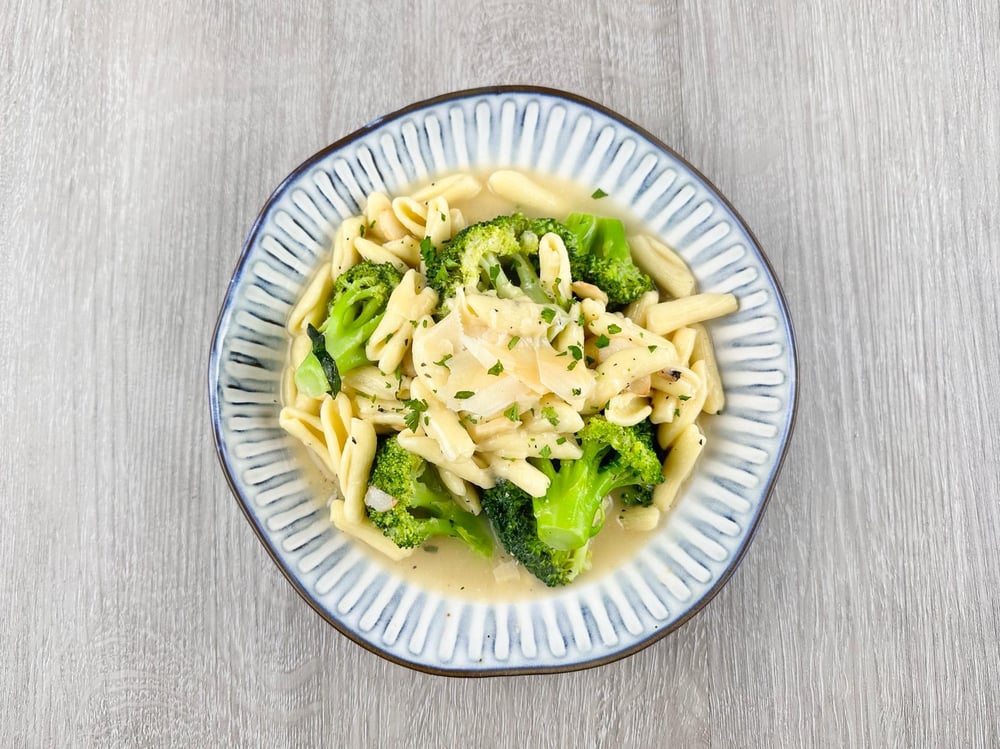 Pasta & Fresh Broccoli