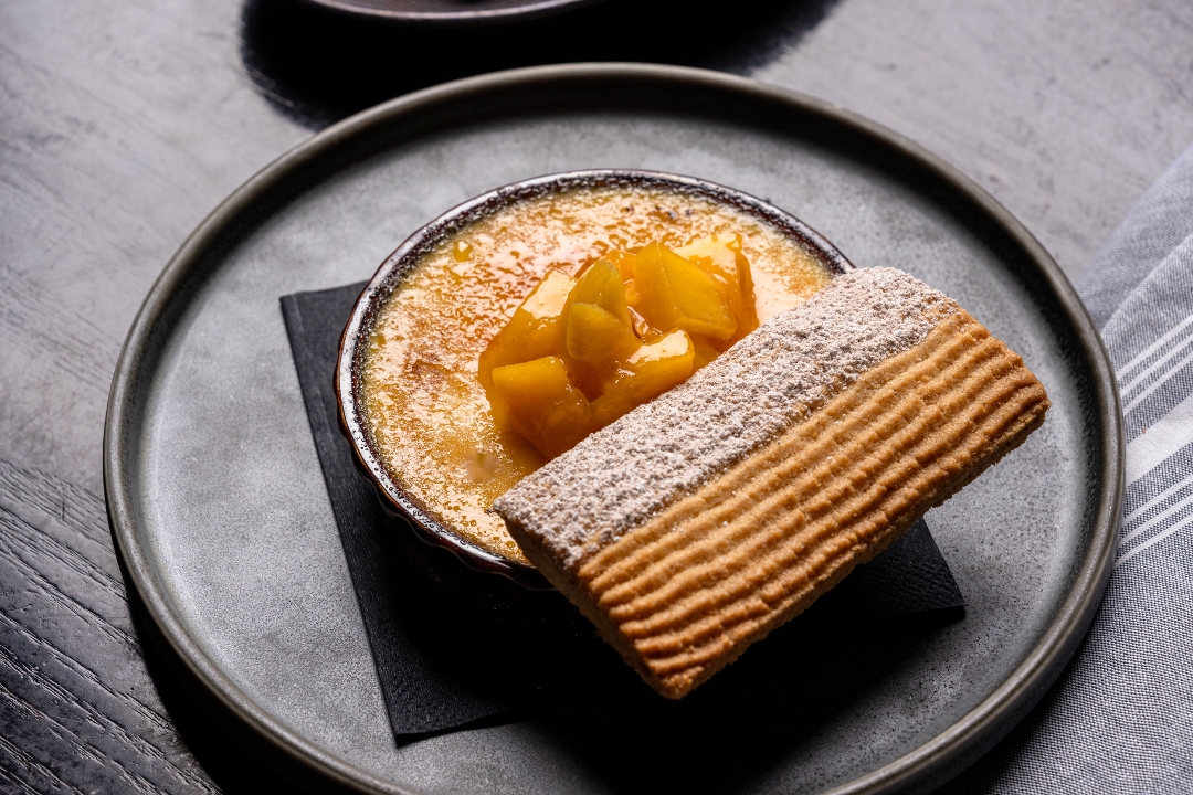 Peaches & Cream Crème Brûlée
