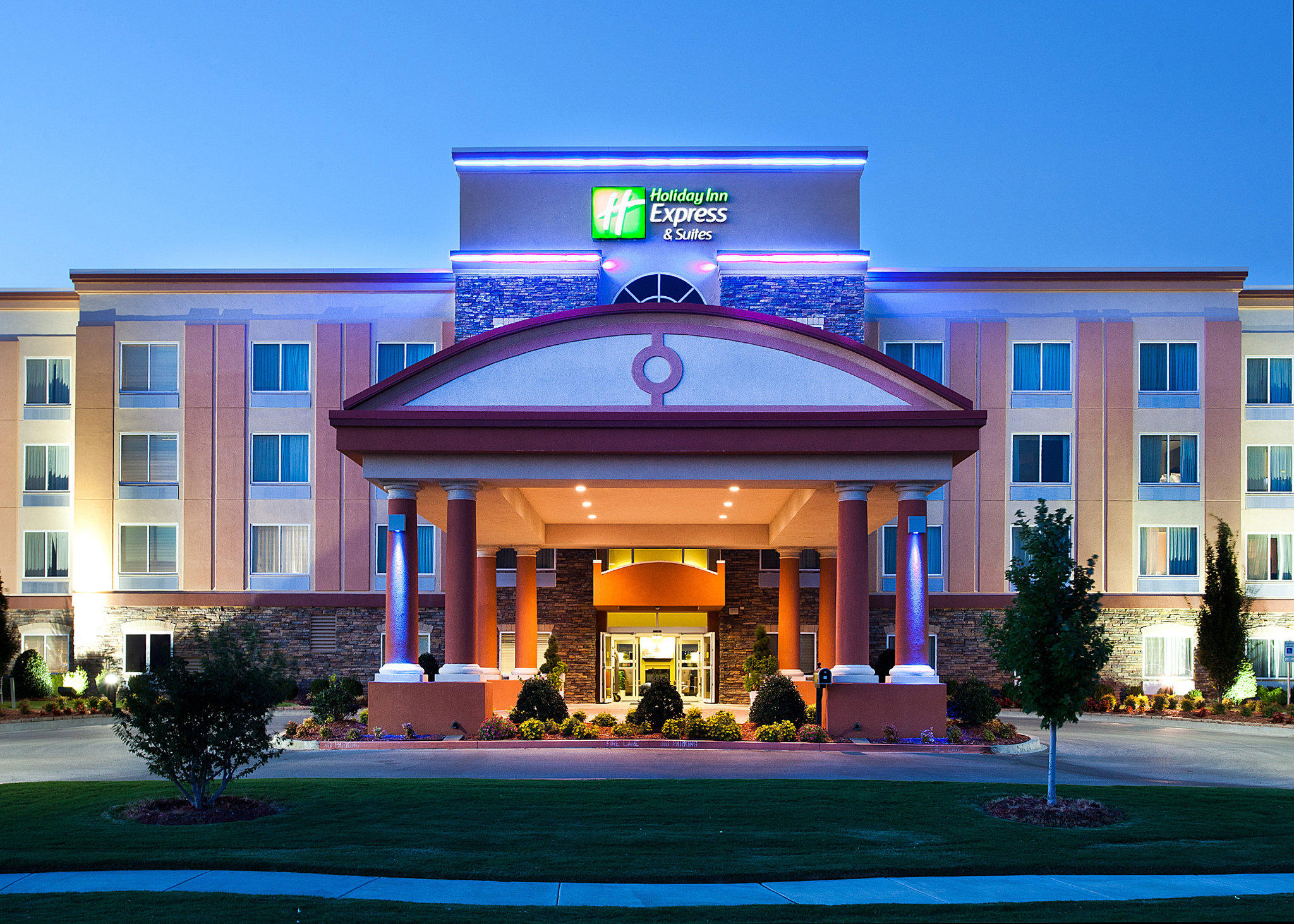 Holiday Inn Express & Suites Tulsa South Bixby Photo