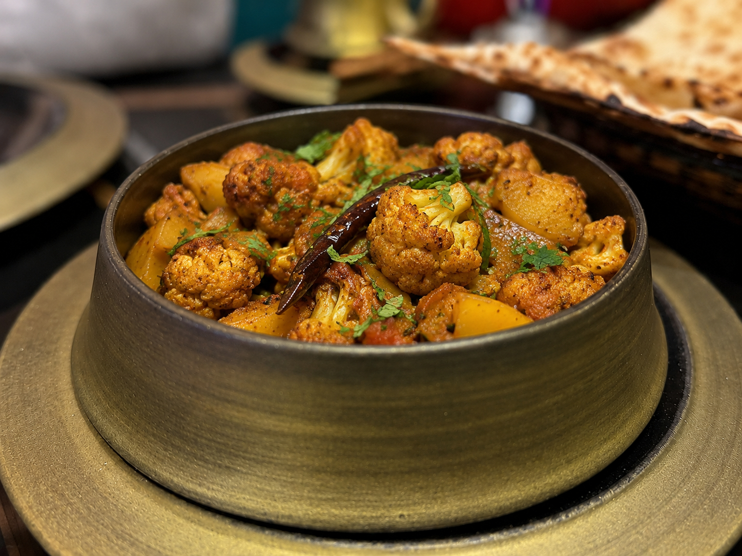 Cauli Kissed Potatoes