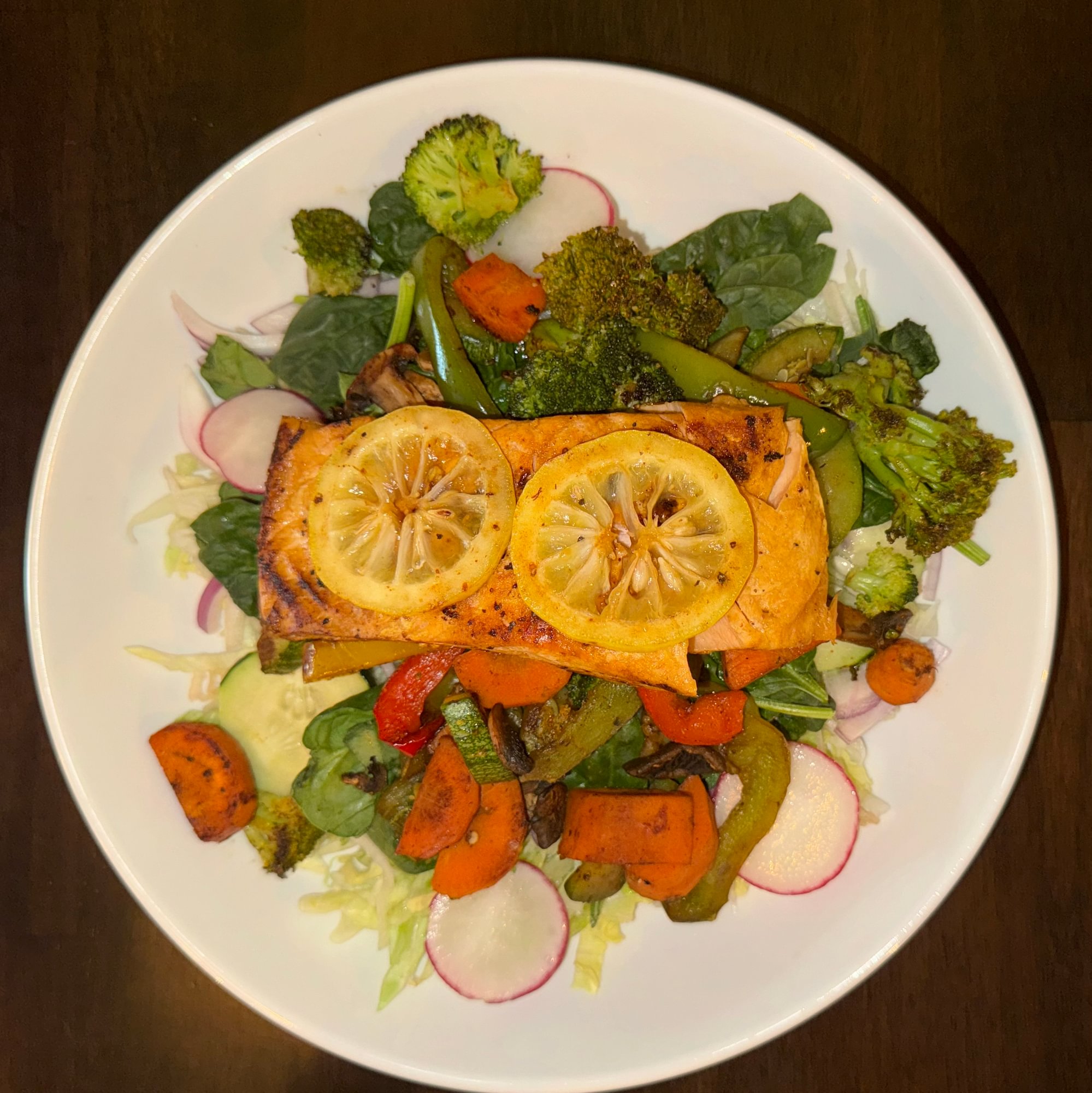 Chuyita's House Special Salad