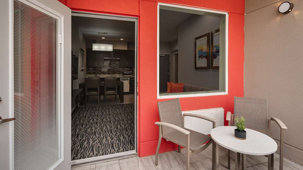 Best Western Plus Executive Residency Baytown Image