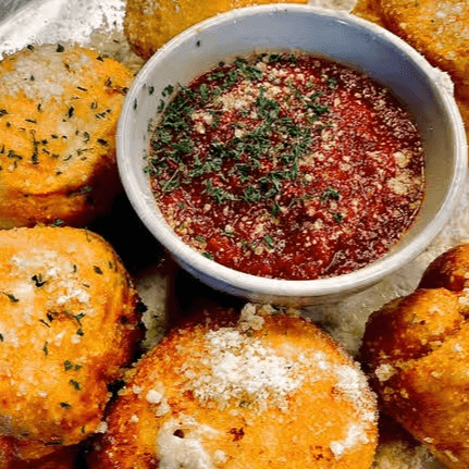 Mozzarella Balls (6)