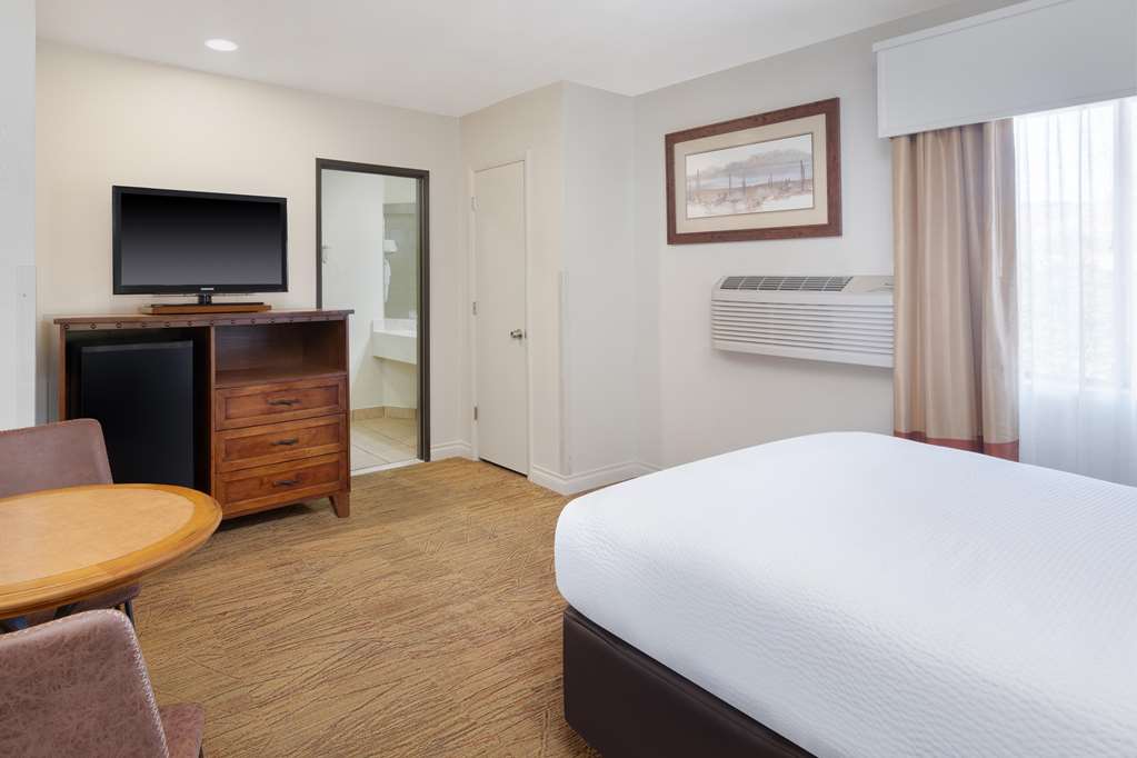 Best Western Red Hills Image