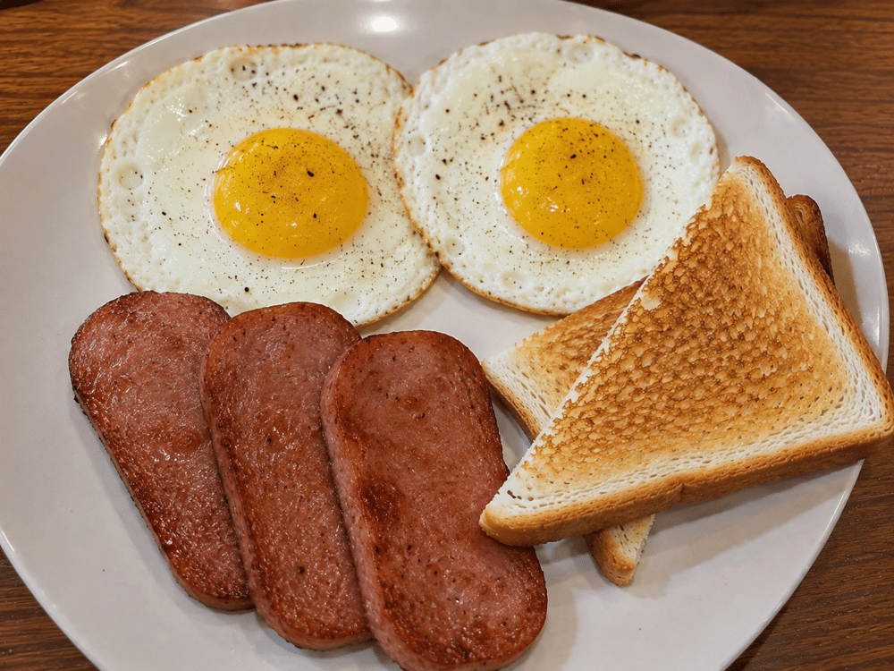 BT3: 2 Eggs & Spam on Toast