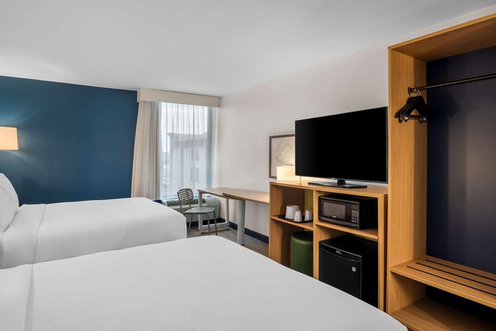 Spark by Hilton Richardson Dallas Image