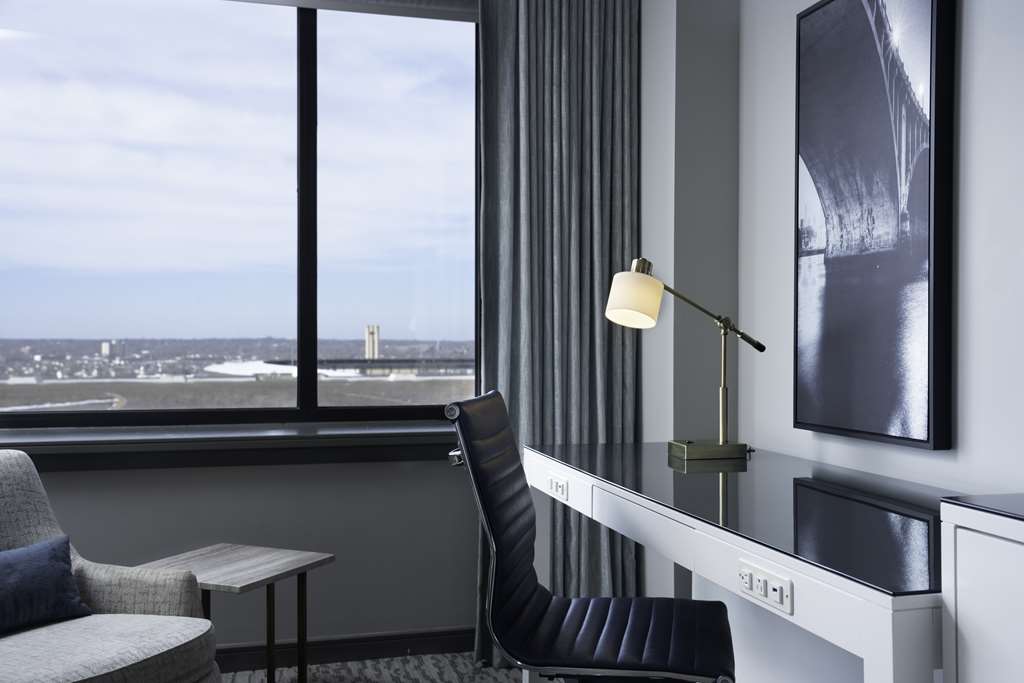 The Lofton Hotel Minneapolis, Tapestry Collection by Hilton Image