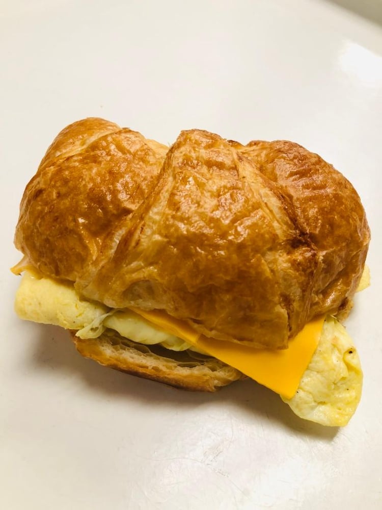 Croissant SW: Egg & Cheese
