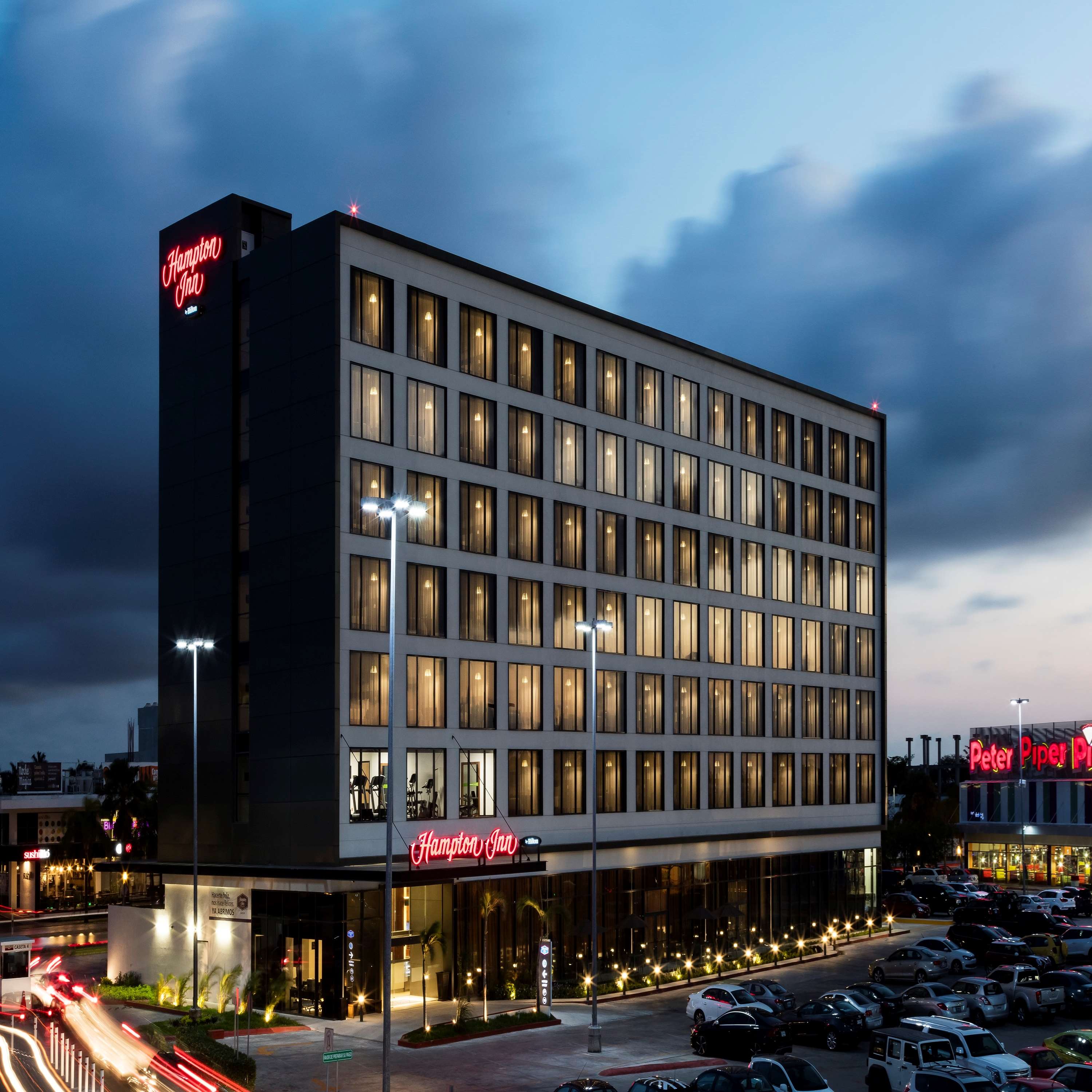 Images Hampton Inn by Hilton Cancun Cumbres