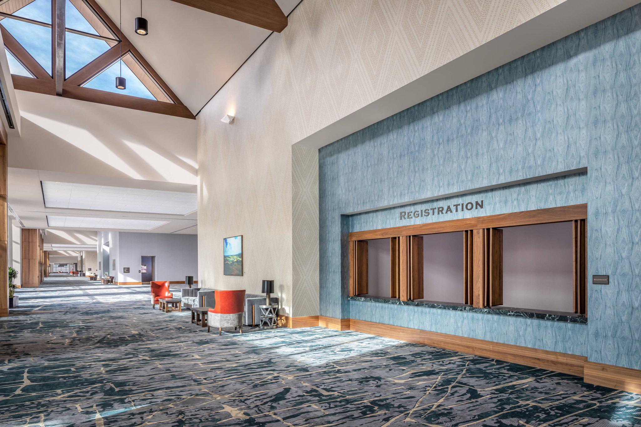 Gaylord Rockies Resort & Convention Center Photo