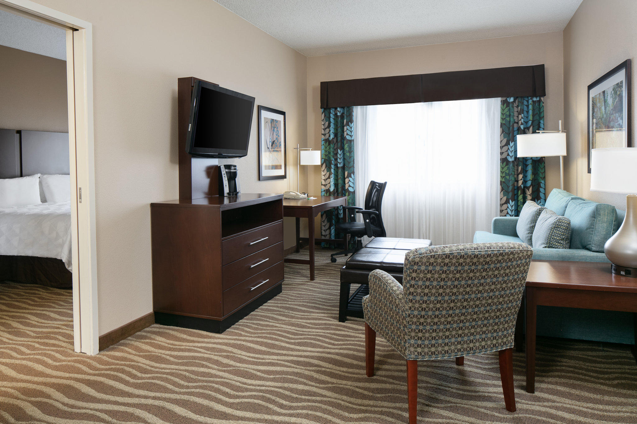 Holiday Inn & Suites Overland Park-West Photo