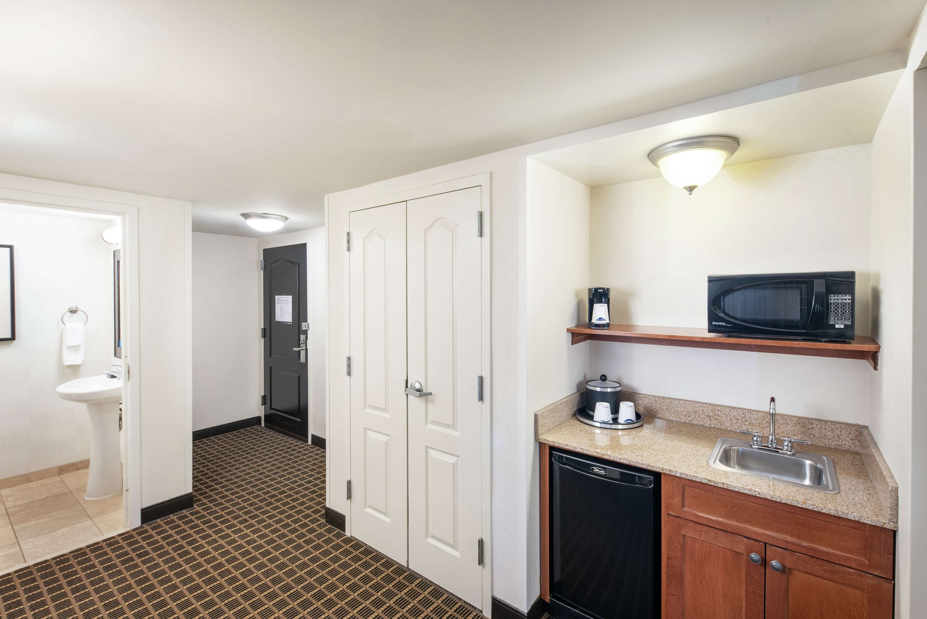 Hampton Inn & Suites Greenville-Downtown-RiverPlace Photo