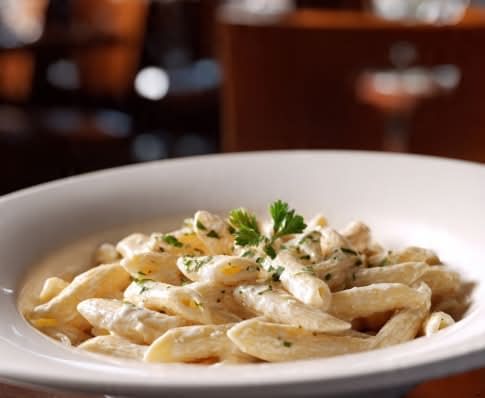 Kids Penne Alfredo