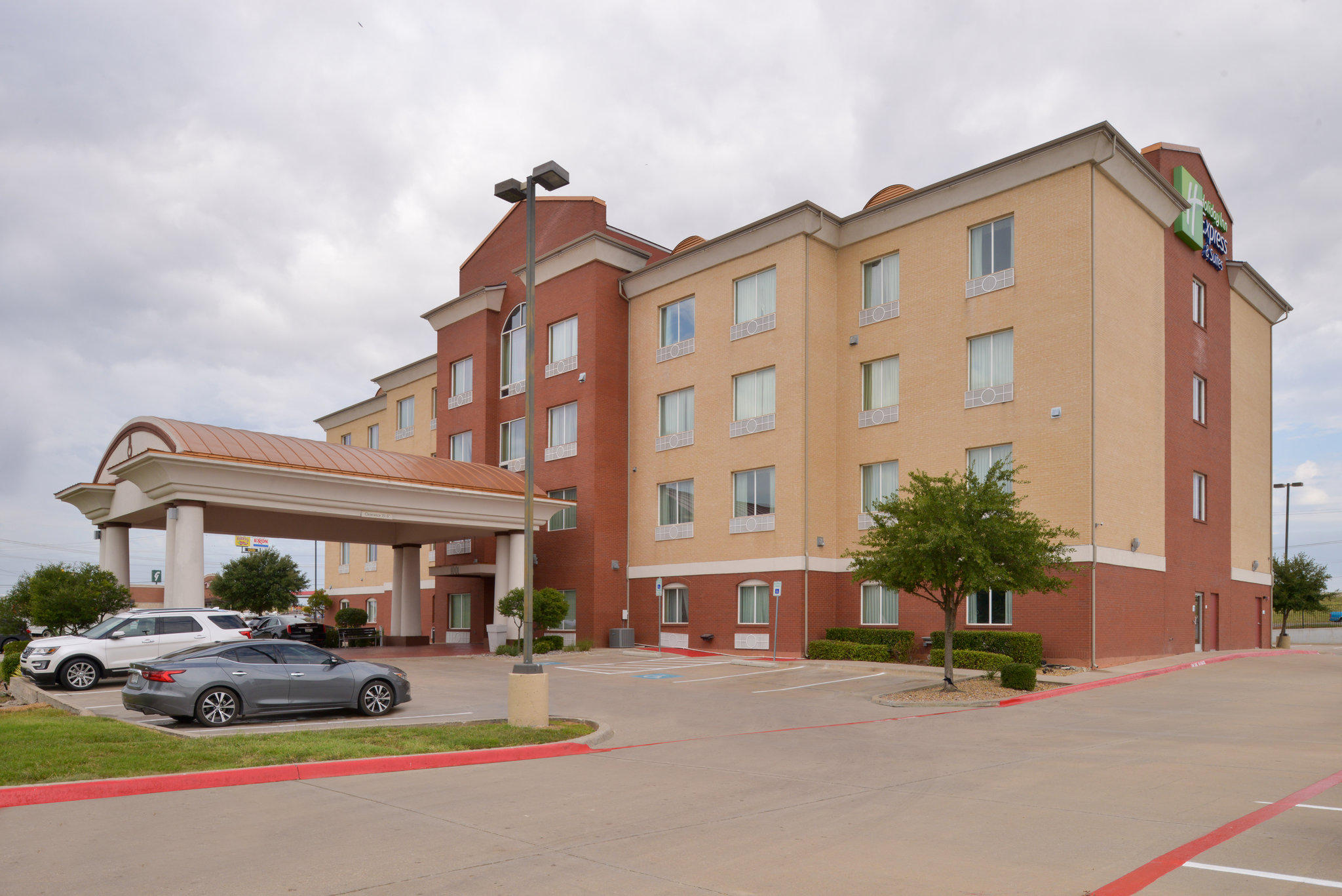 Holiday Inn Express & Suites Royse City - Rockwall Photo