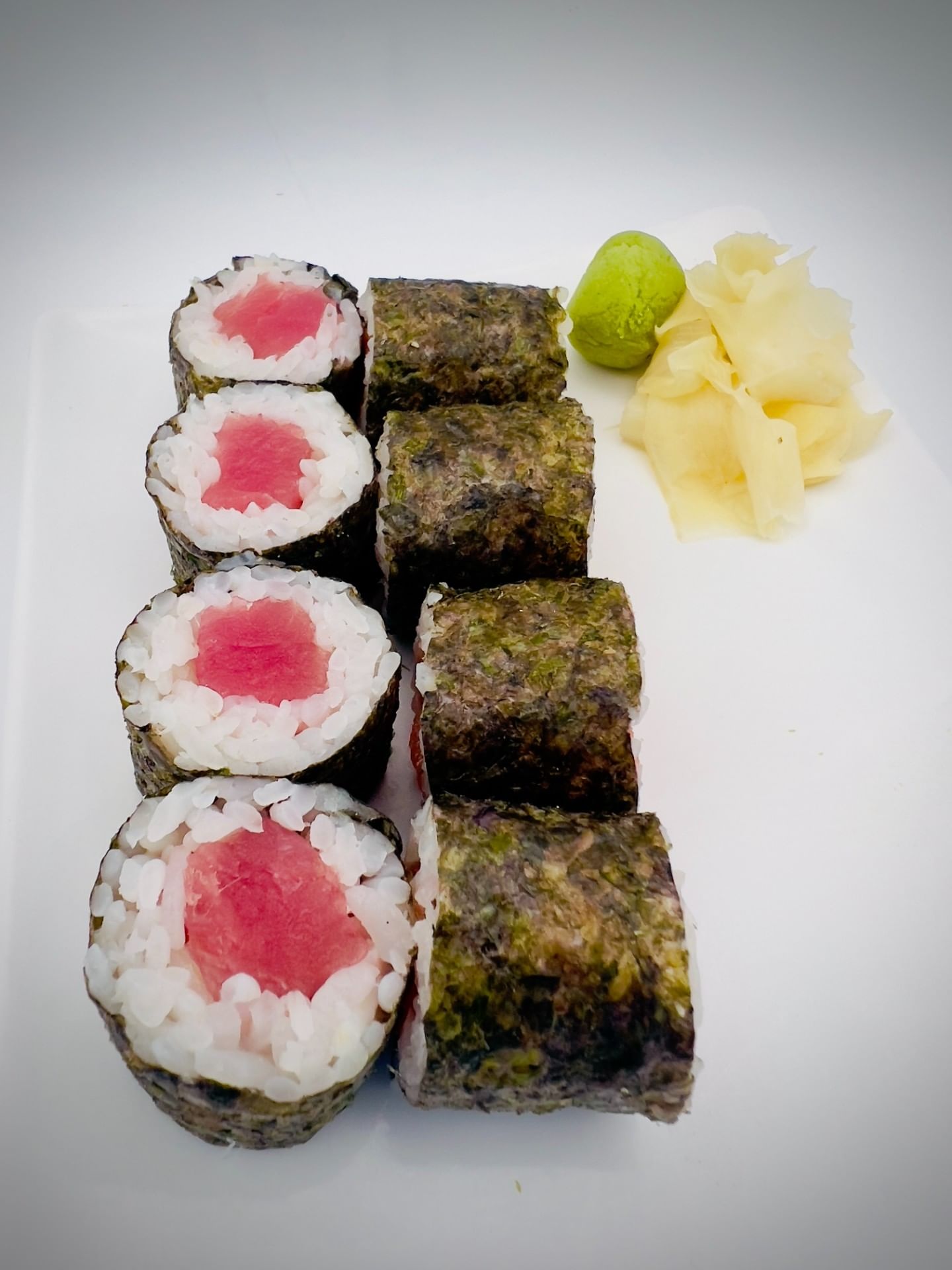 (Off) Tuna roll
