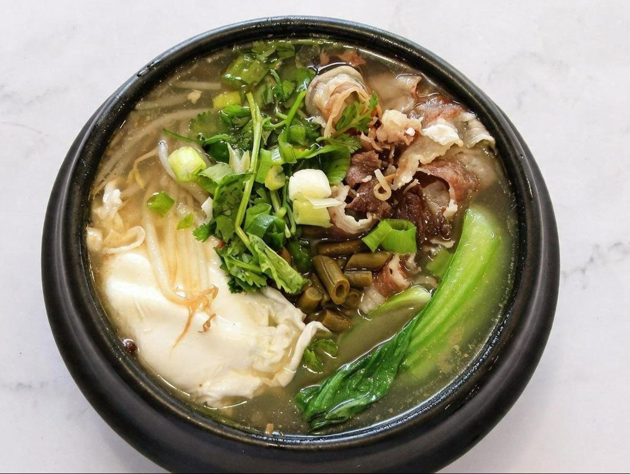 L - Sliced Beef Rice Noodle Soup