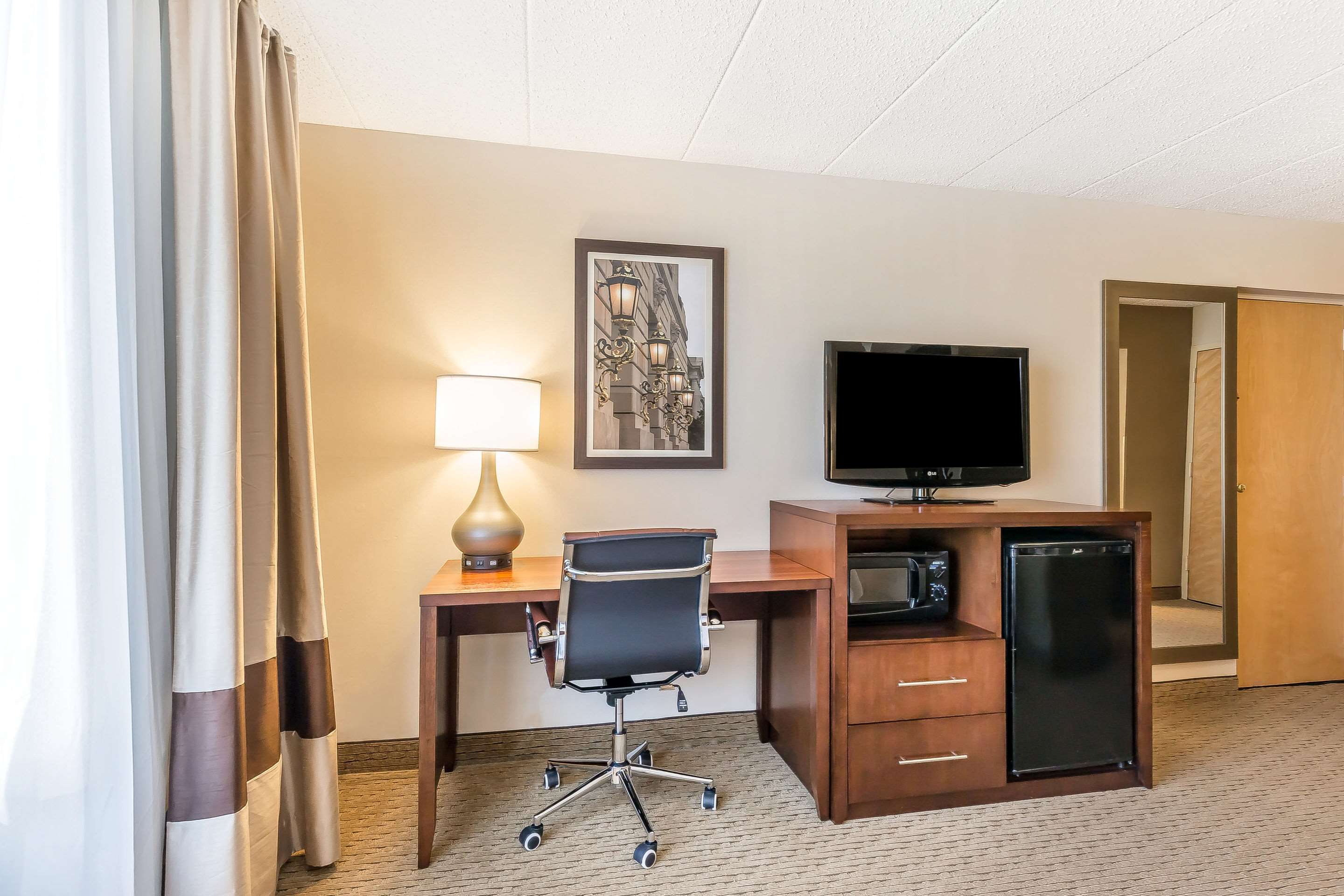 Comfort Inn Shady Grove - Gaithersburg - Rockville Photo