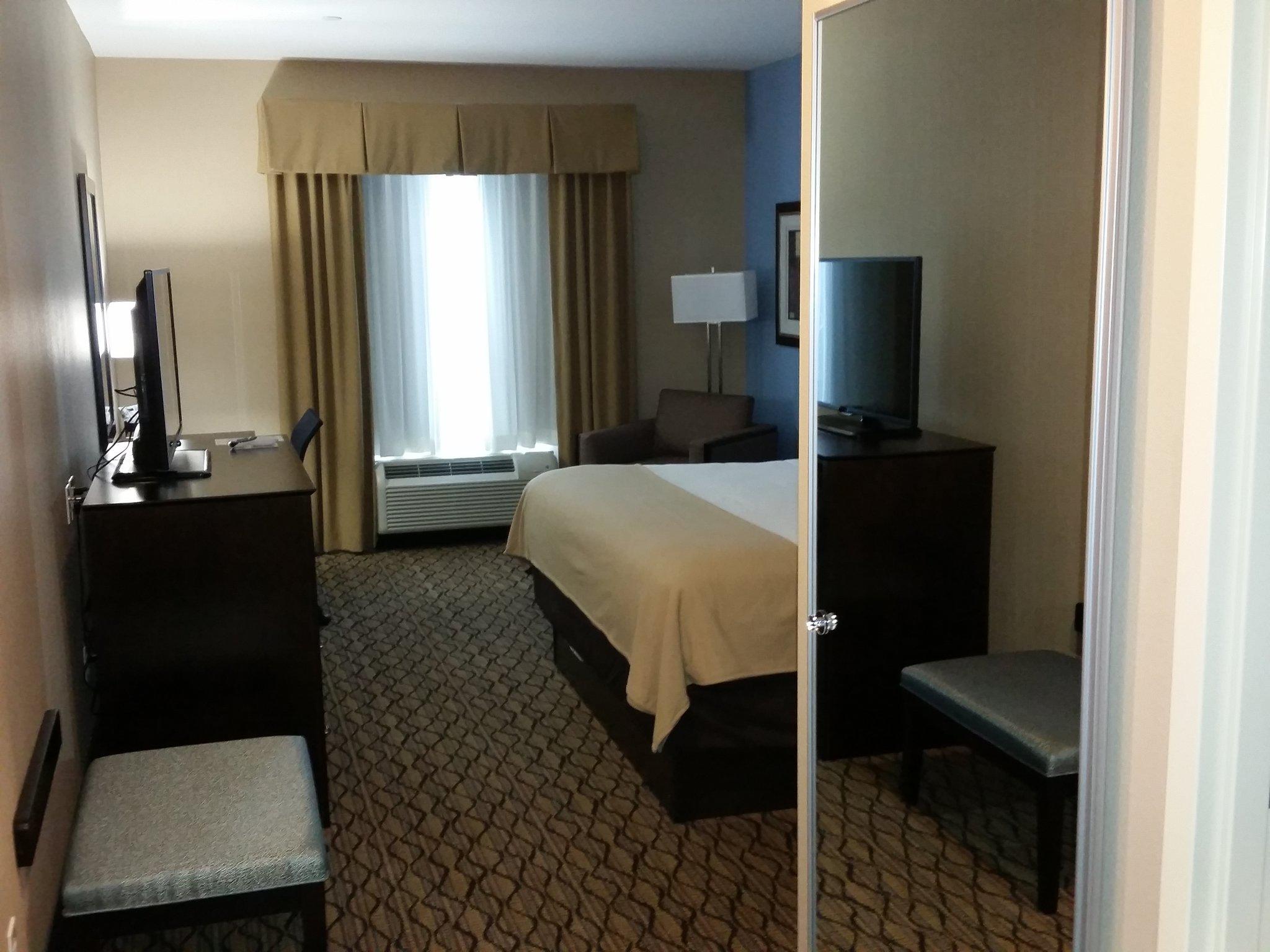 Holiday Inn Express & Suites Atascocita - Humble - Kingwood Photo