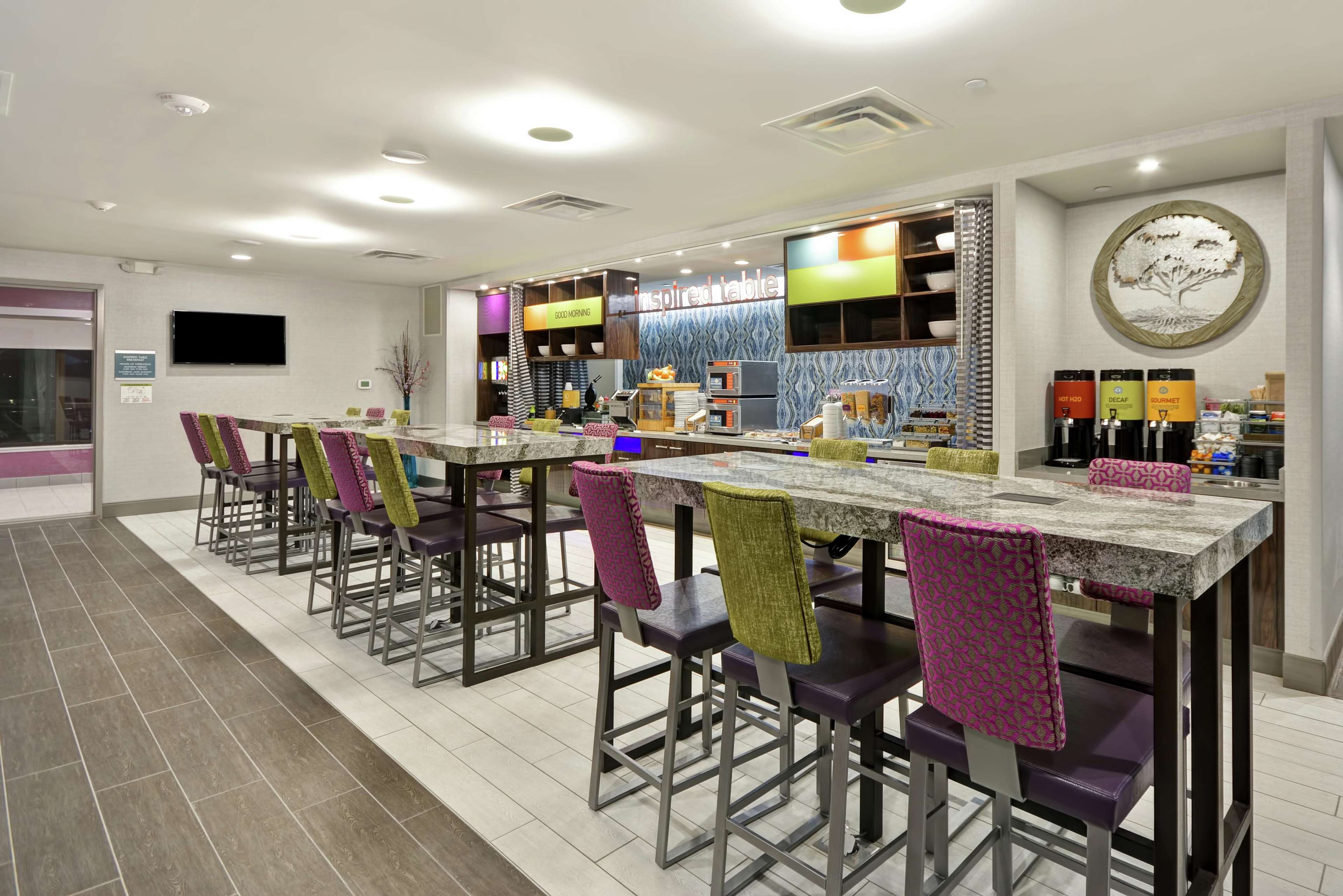 Home2 Suites by Hilton KCI Airport Photo