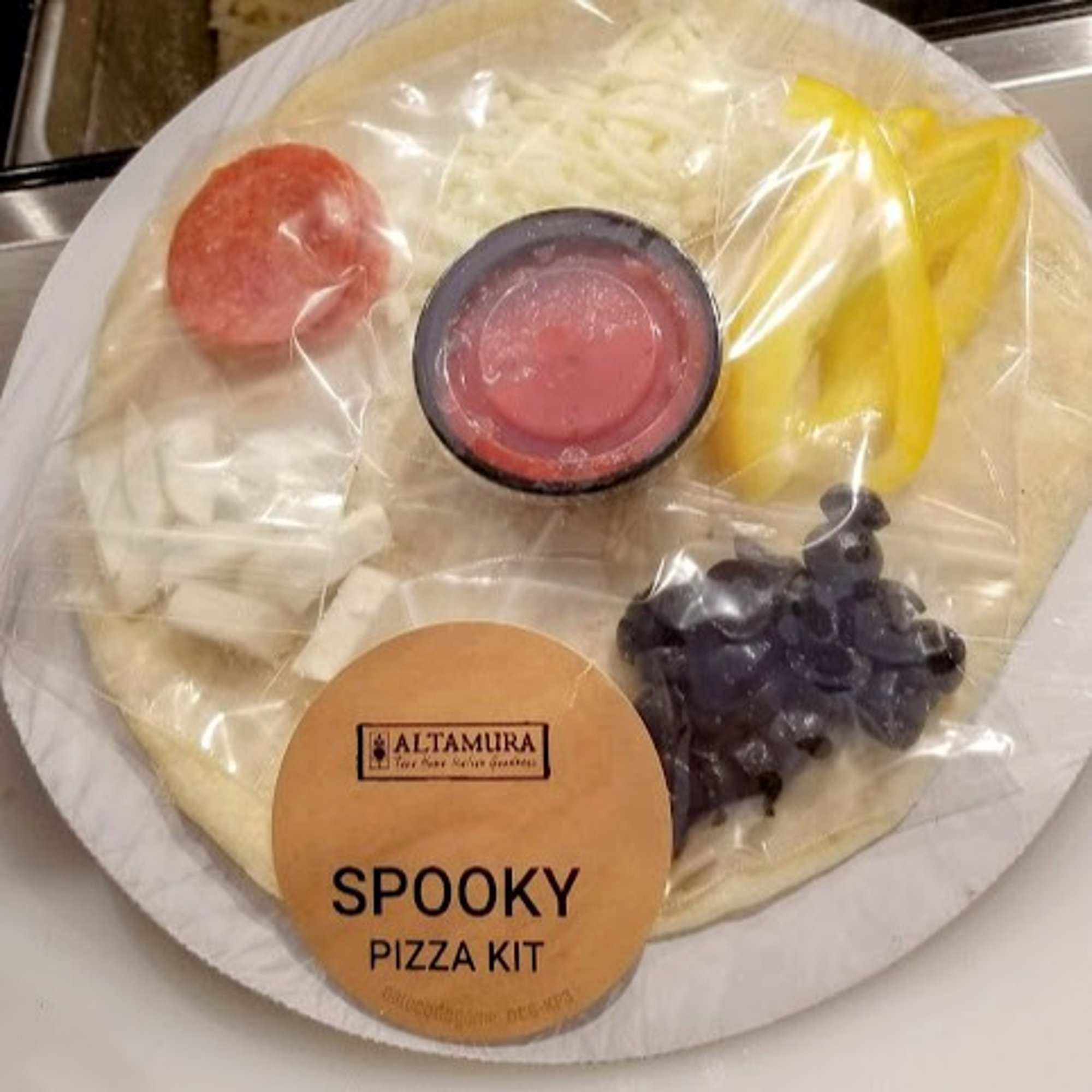 Spooky Pizza Kit (Mia)