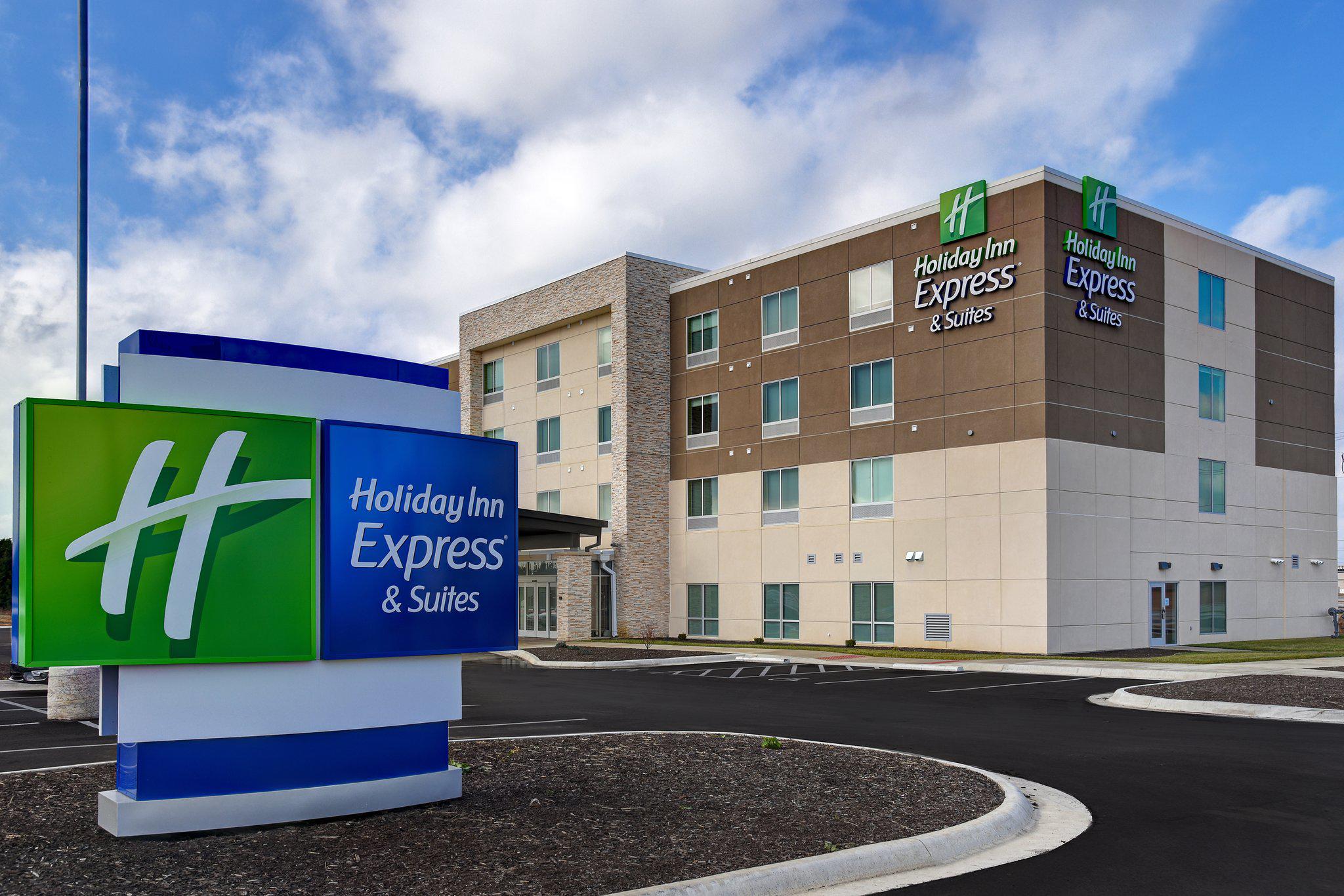 Holiday Inn Express & Suites Ottawa - Ottawa, Ks - Business Profile