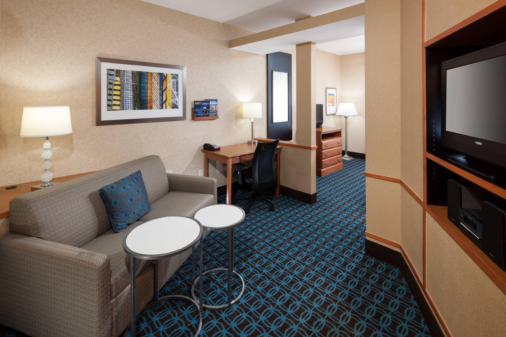 Fairfield Inn & Suites by Marriott Jacksonville Butler Boulevard Photo