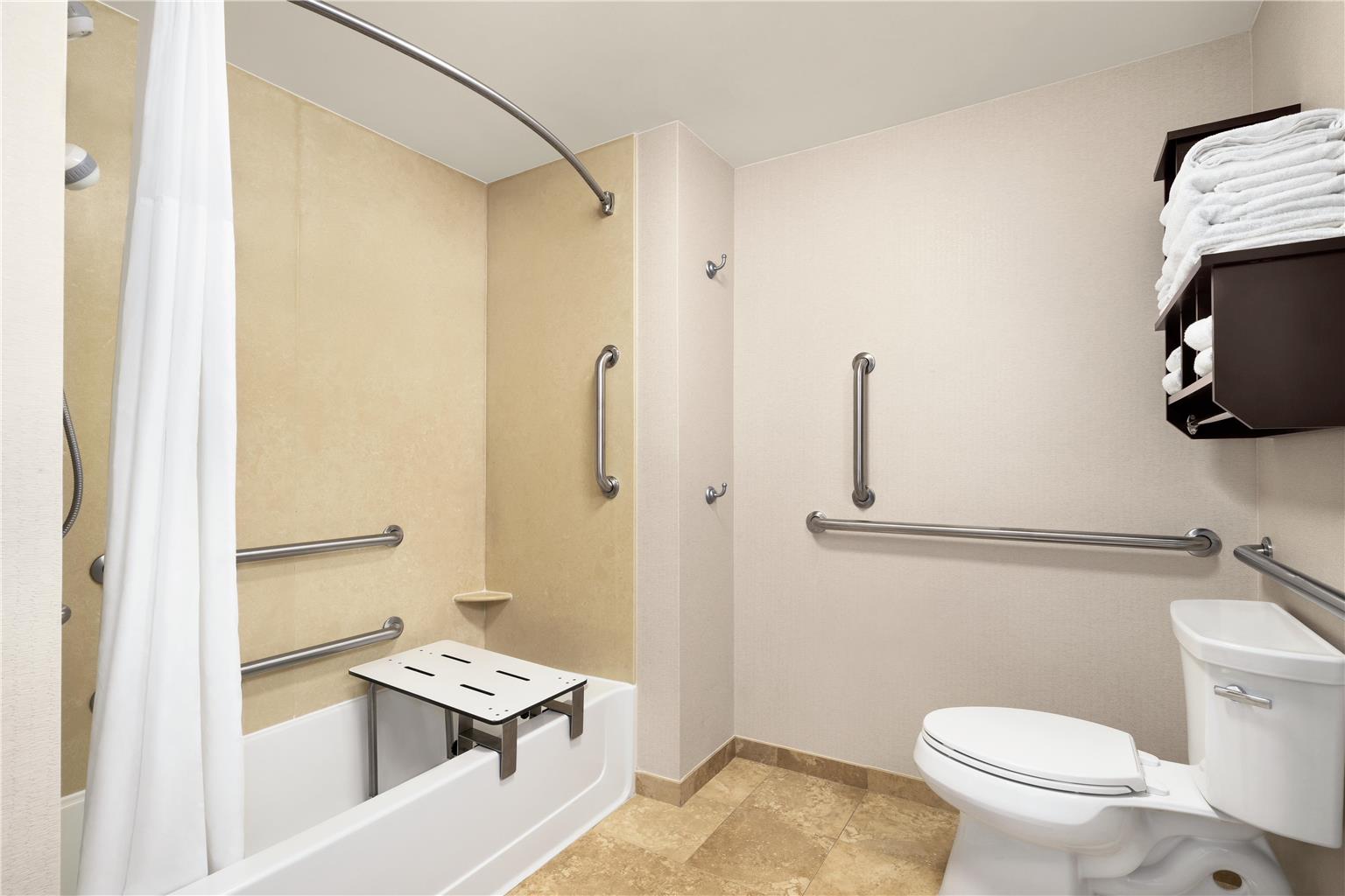 Hampton Inn Portland Downtown - Waterfront Image