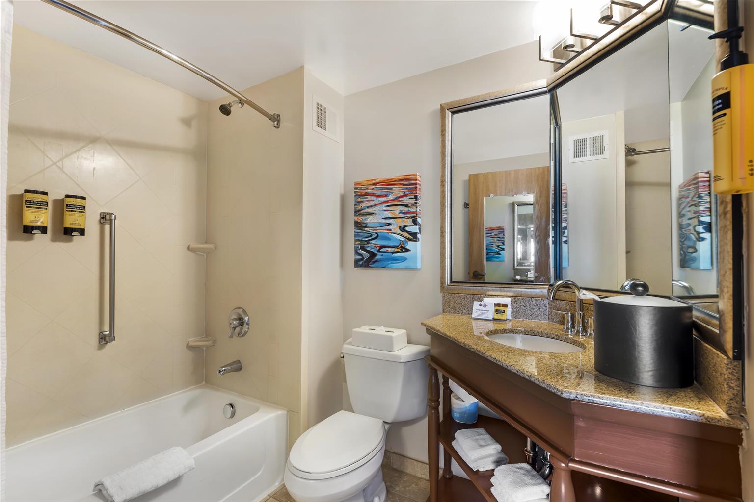 Best Western Plus Bellingham Image