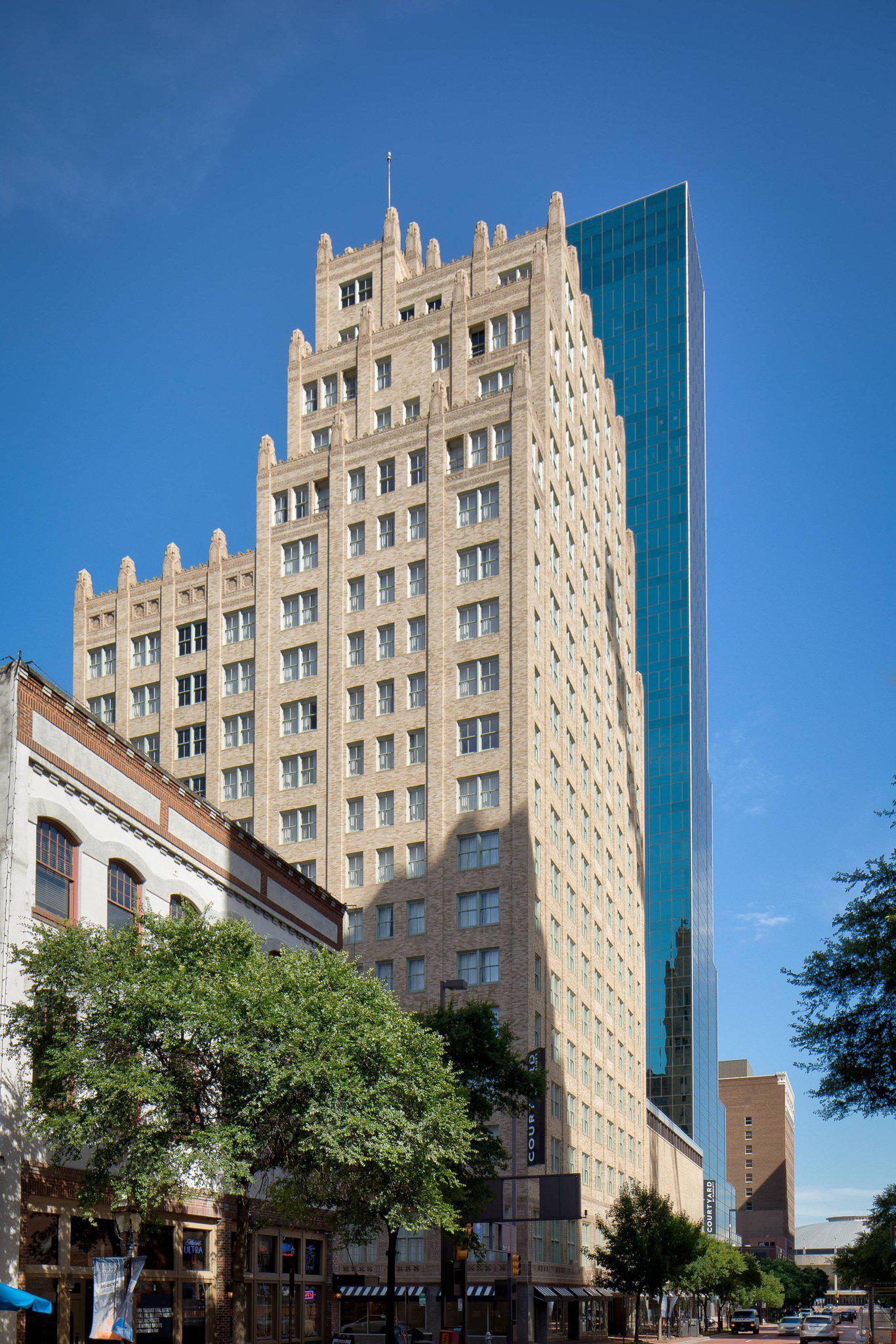 Courtyard by Marriott Fort Worth Downtown/Blackstone Photo