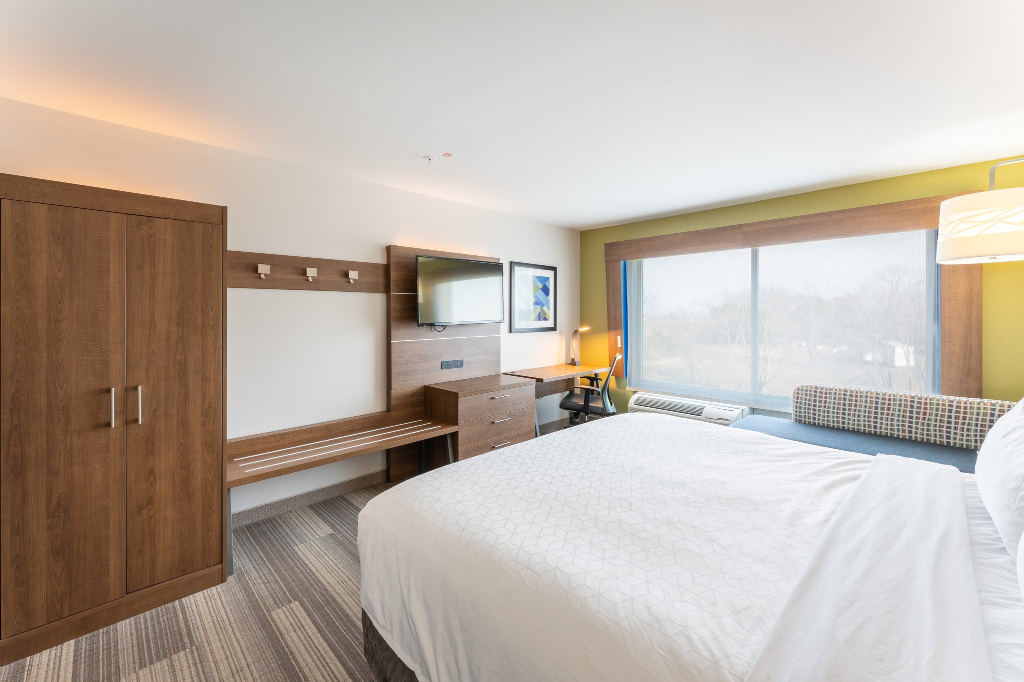 Holiday Inn Express & Suites Nashville North - Springfield by IHG Image