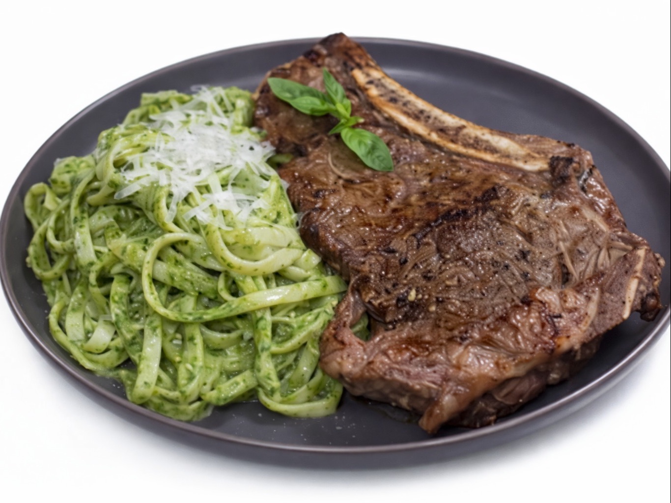 Tallarin Verde W/ Steak