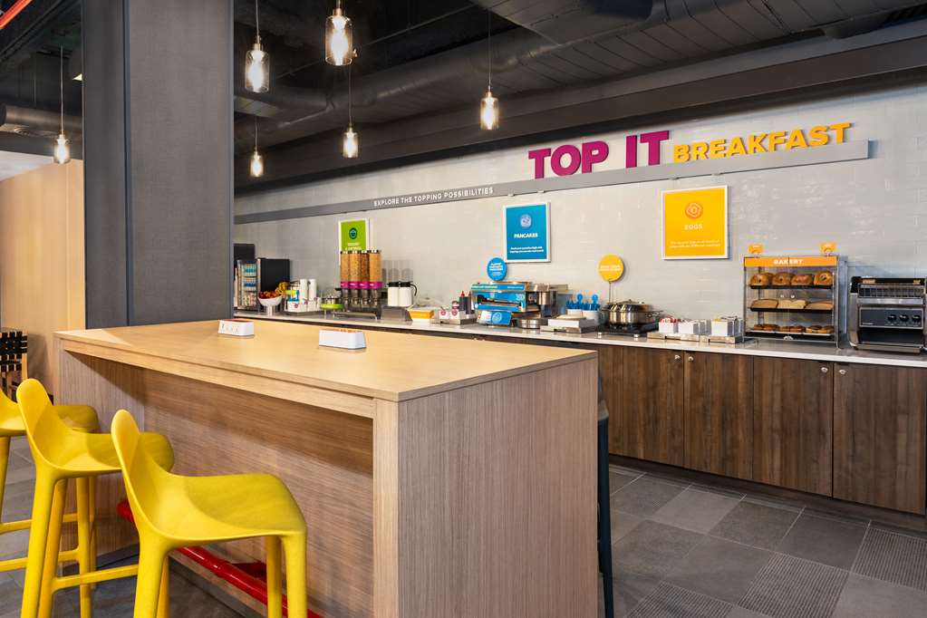 Tru by Hilton Brooklyn Image