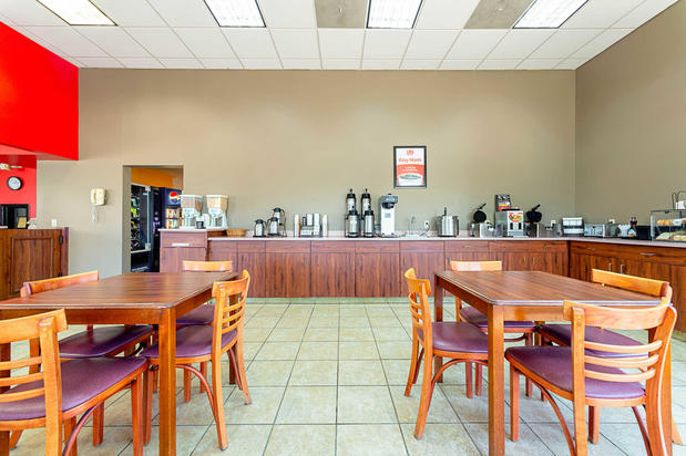 Images Econo Lodge