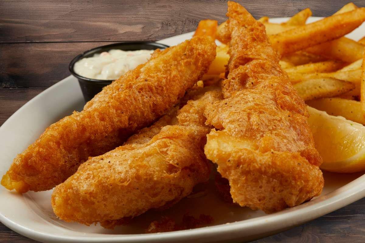 ENGLISH PUB FISH & CHIPS