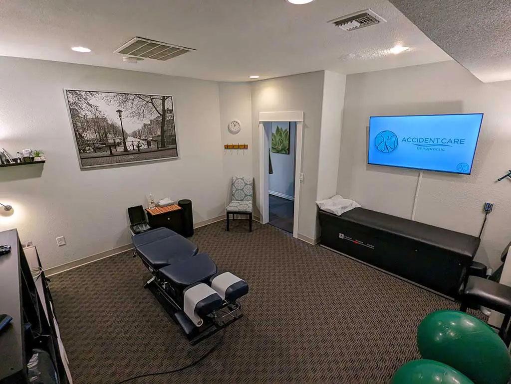 Accident Care Chiropractic Image