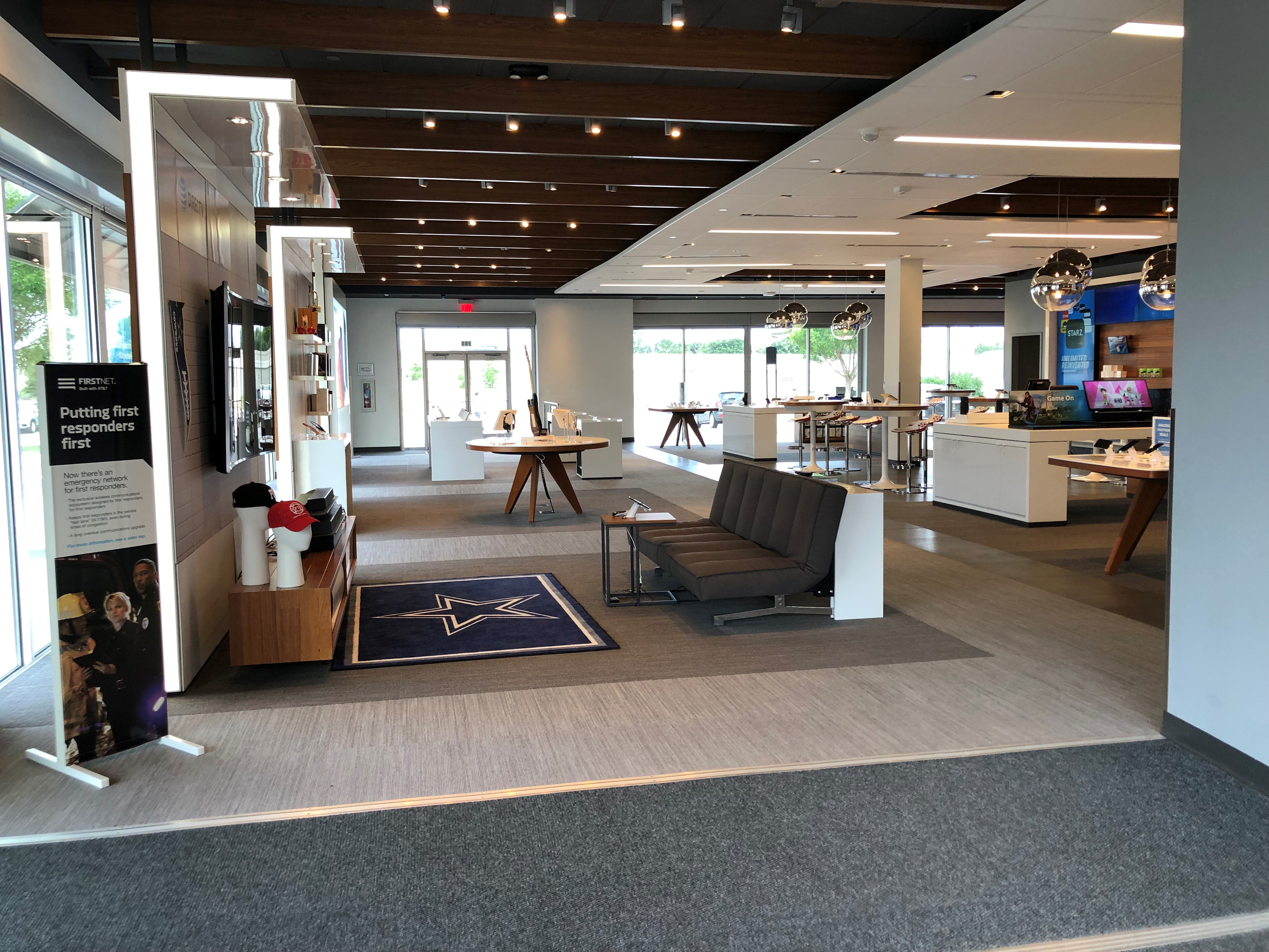 AT&T Store Photo