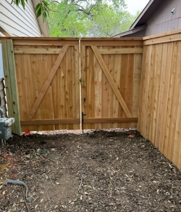 Top Rail Fence San Antonio Image