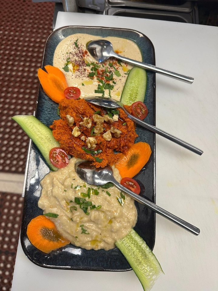 Meze Trio