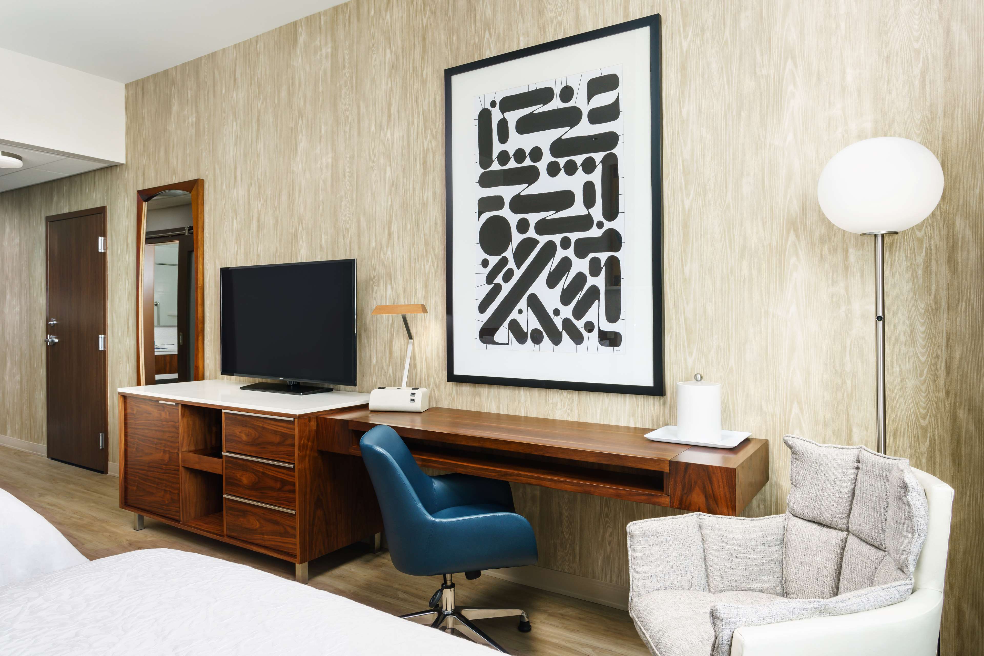 Guest room