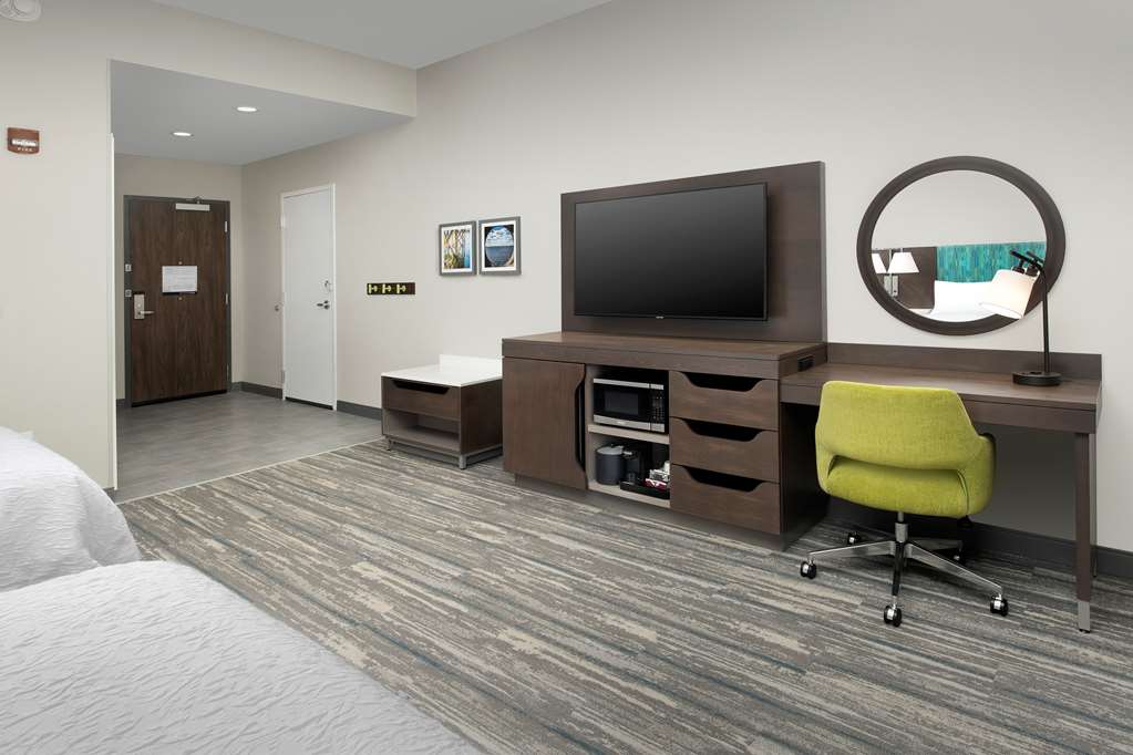 Hampton Inn & Suites Lexington Columbia Image