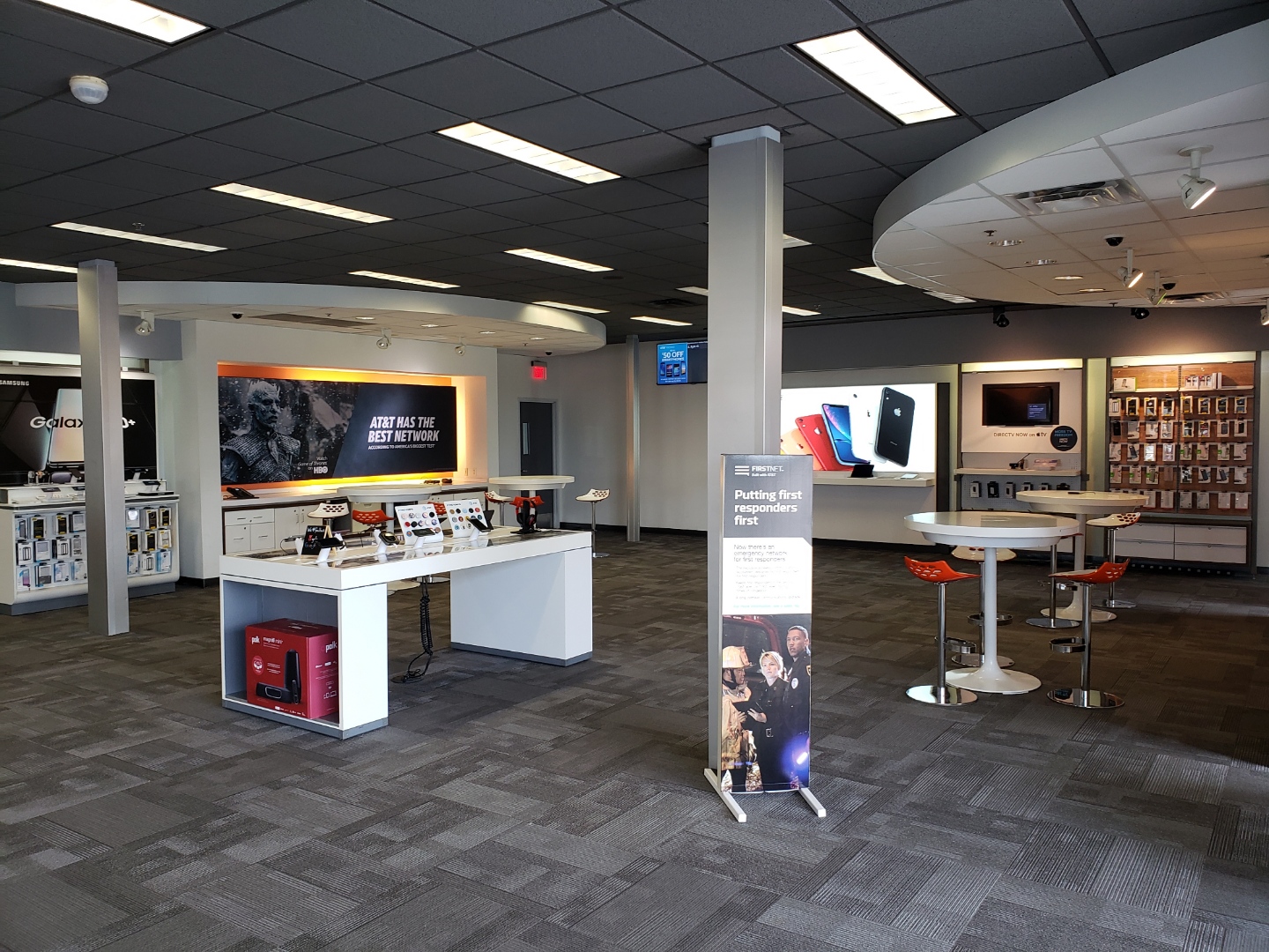 AT&T Store Photo