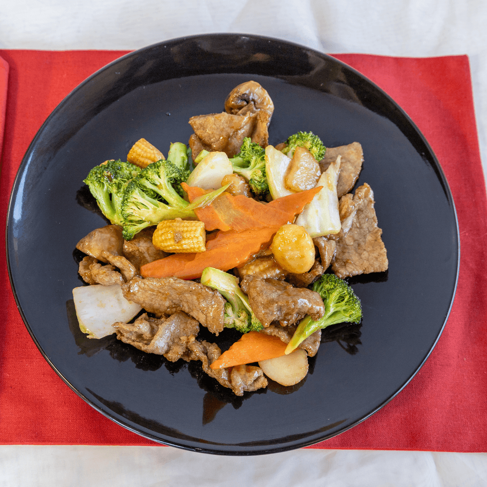 L16. Beef with Mixed Vegetables