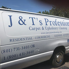 J &amp; T&apos;s Professional Carpet Cleaning Logo
