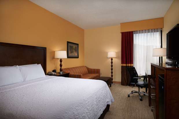 Images Hampton Inn Cherokee