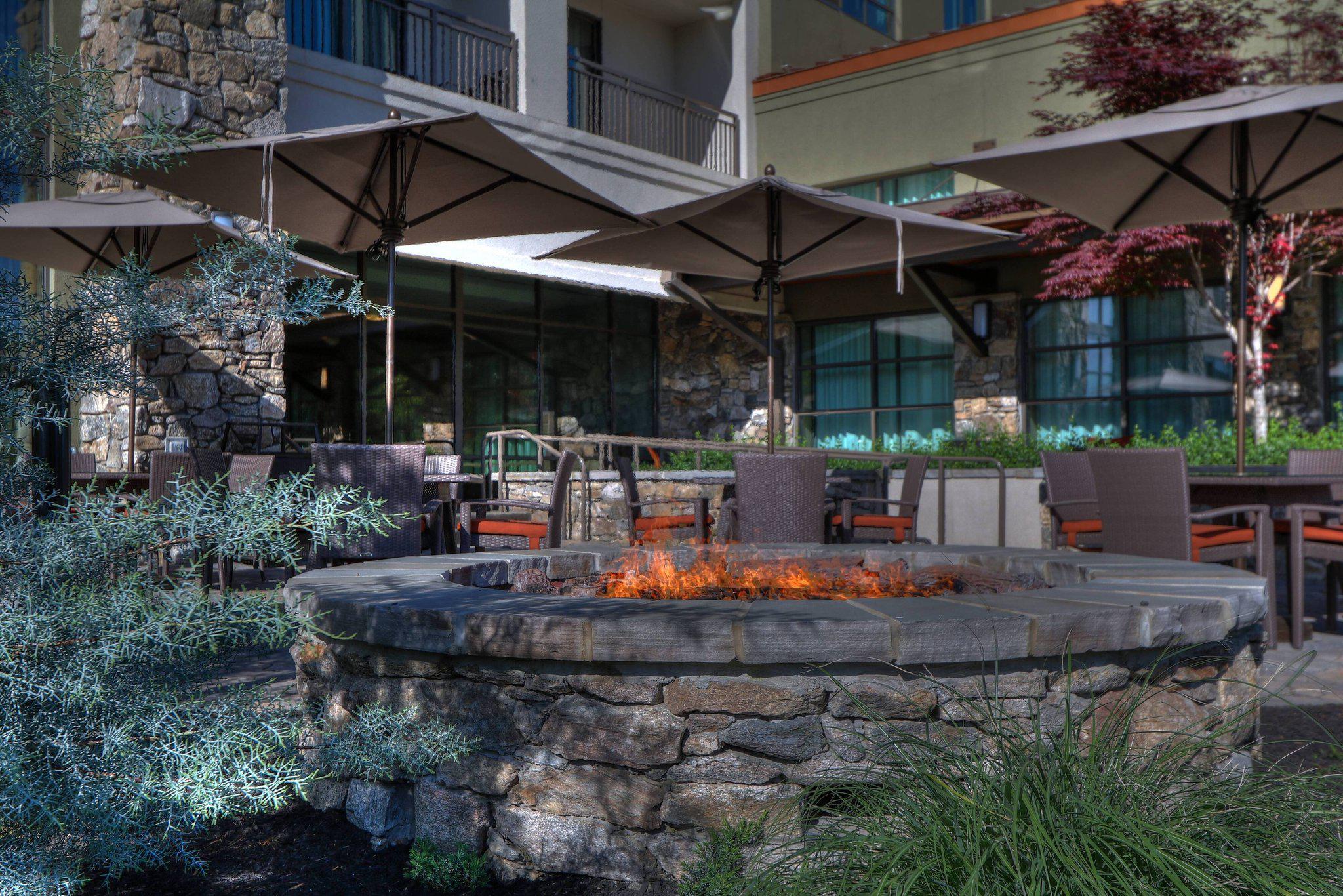 Courtyard by Marriott Pigeon Forge Photo
