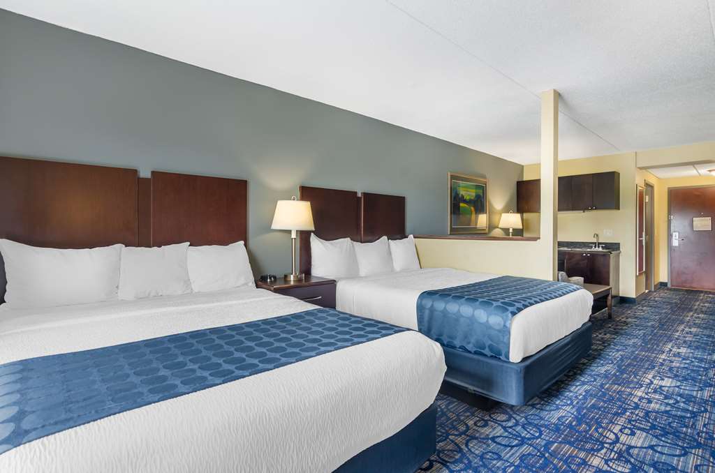 Best Western Plus Waynesboro Inn & Suites Conference Center Image
