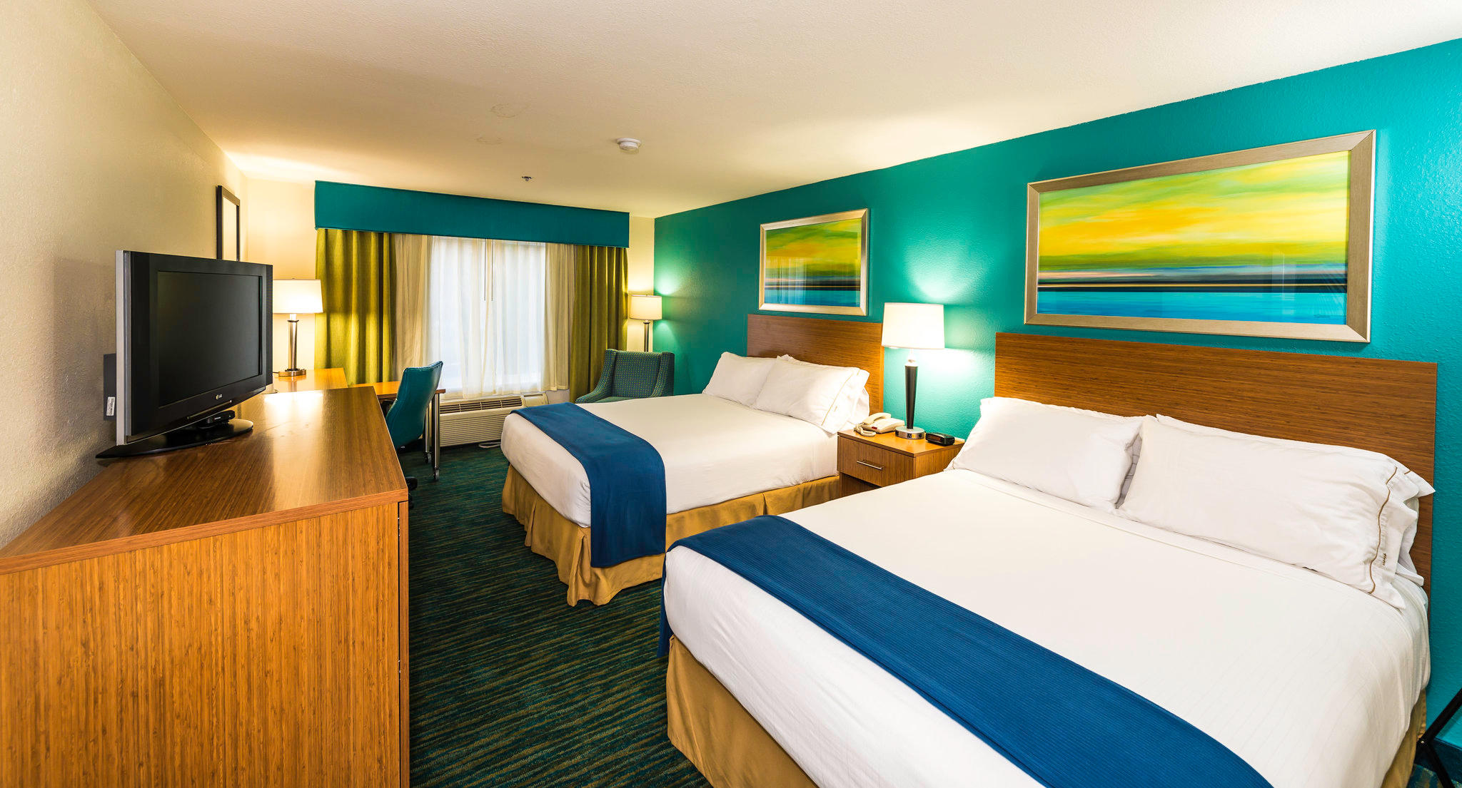 Holiday Inn Express & Suites Jacksonville - Blount Island Photo