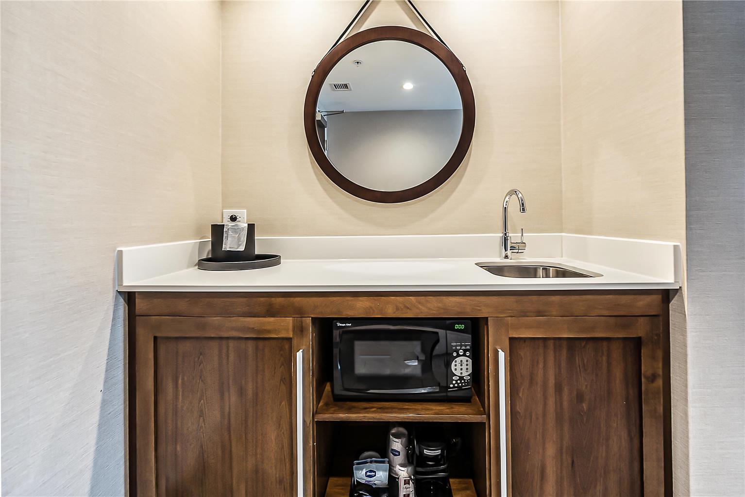 Hampton Inn & Suites Howell Image