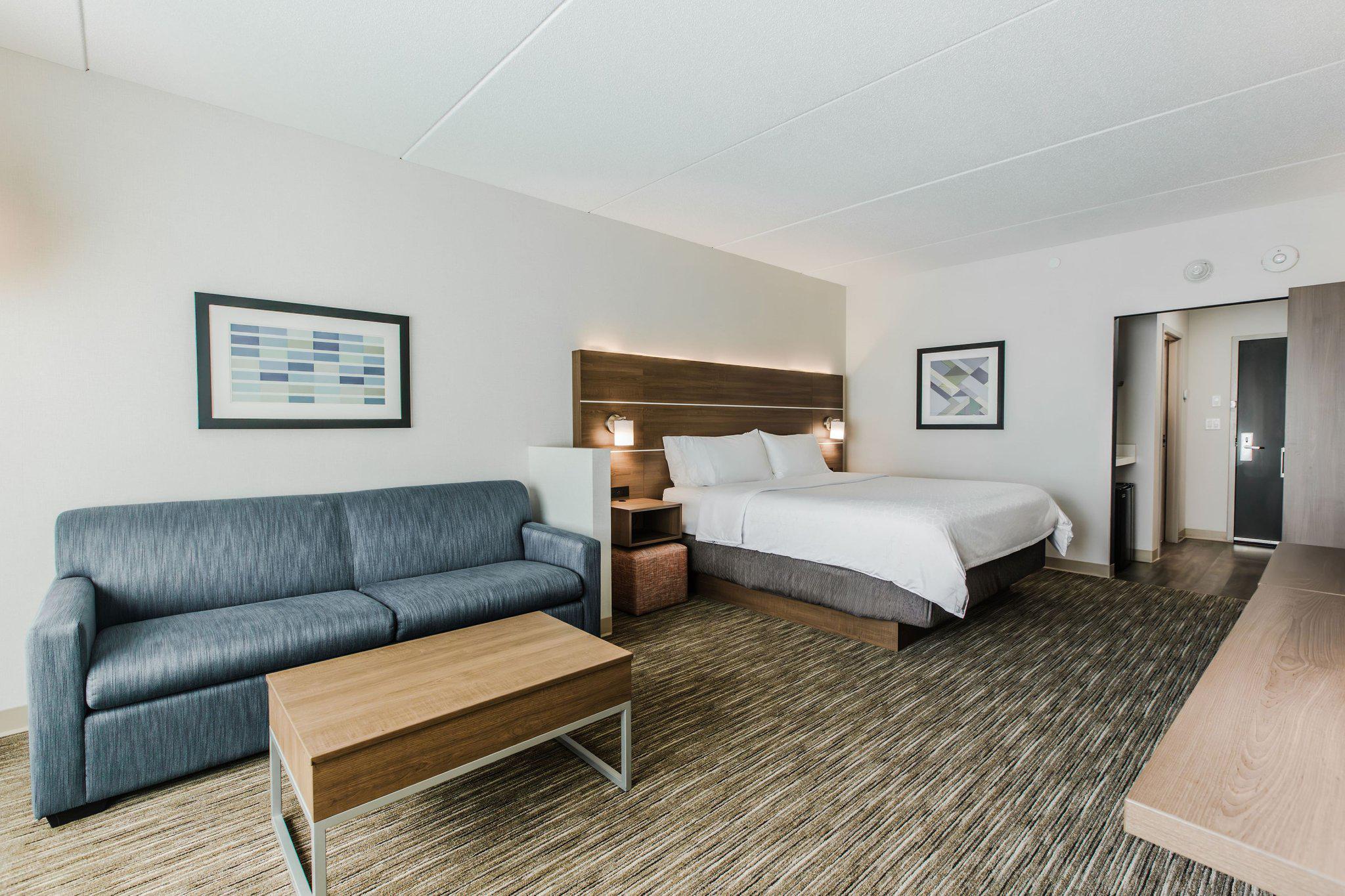 Foto de Holiday Inn Express & Suites Welland, an IHG Hotel