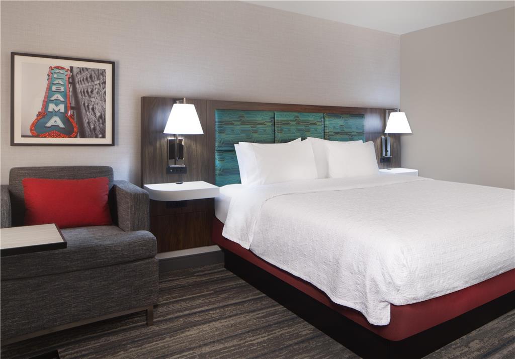 Hampton Inn Evergreen Image